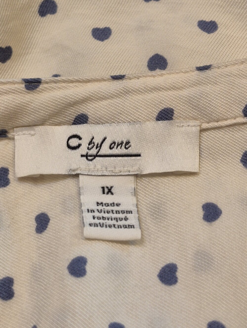 C By One Ivory Blue Heart Print Blouse 1X Romantic Boho Poet Sleeve Top - Picture 8 of 9